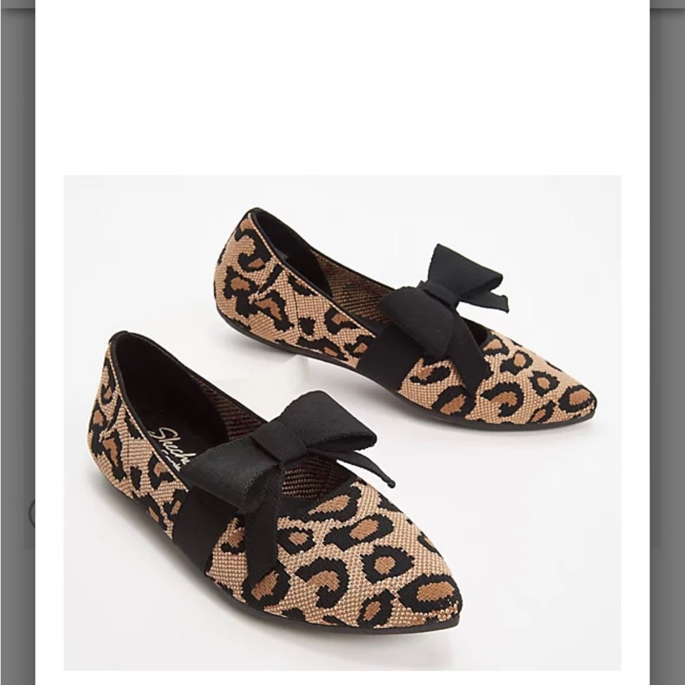 NWT *never worn* Sketchers Wild Charmer flats sz 7